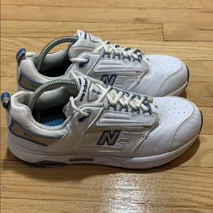 New Balance 844 Womens Walking Shoes 